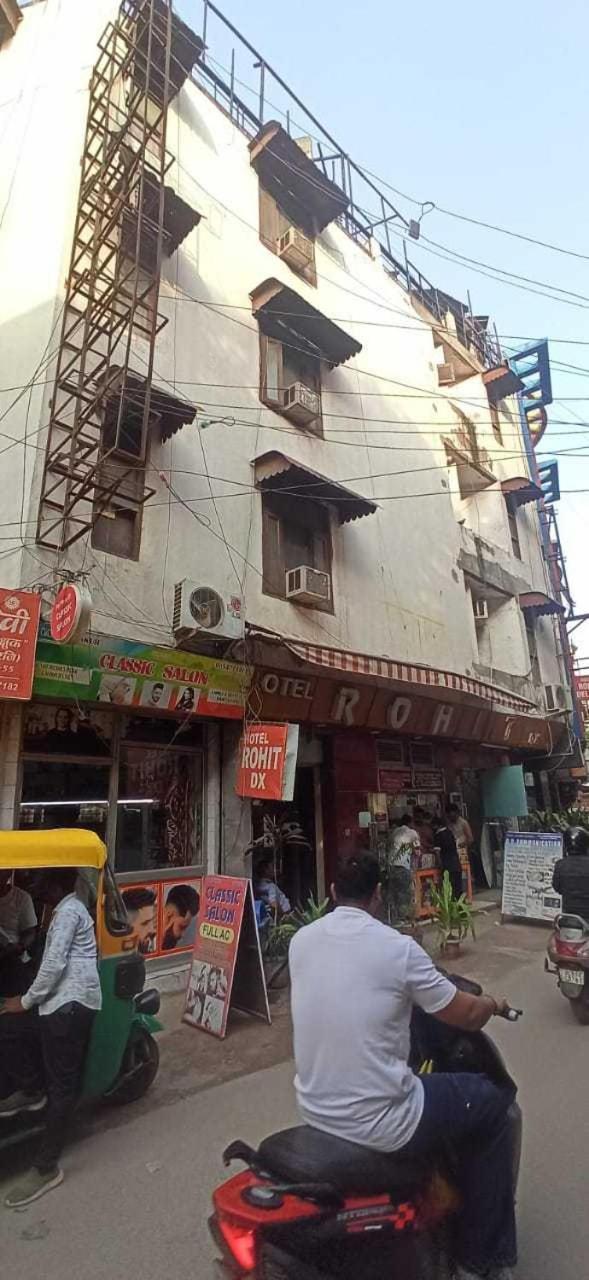 Hotel Oyo Flagship Rohit Dx Near Jama Masjid 3*